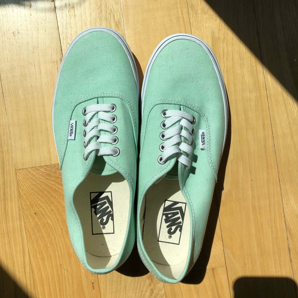 Authentic Mint Vans